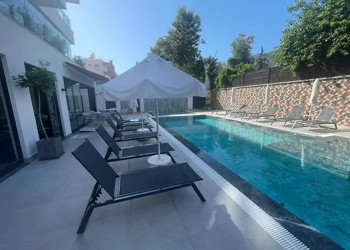 Qoople Prive Just Steps From The Sea