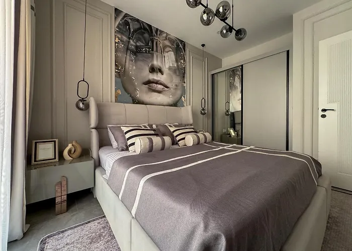 Qoople Prive Just Steps From The Sea דירה